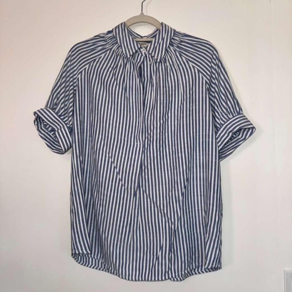 Max Studio Women's Size M Short Cuffed Sleeves Blouse Blue Striped Ruffled Neck